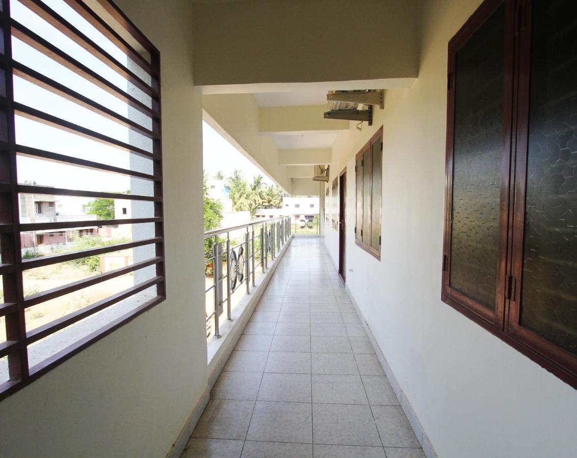 Lakshana Service Apartment - Big Temple タンジャーヴール エクステリア 写真