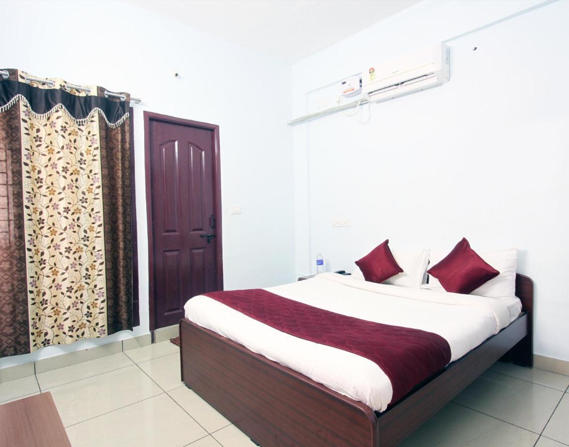 Lakshana Service Apartment - Big Temple タンジャーヴール エクステリア 写真