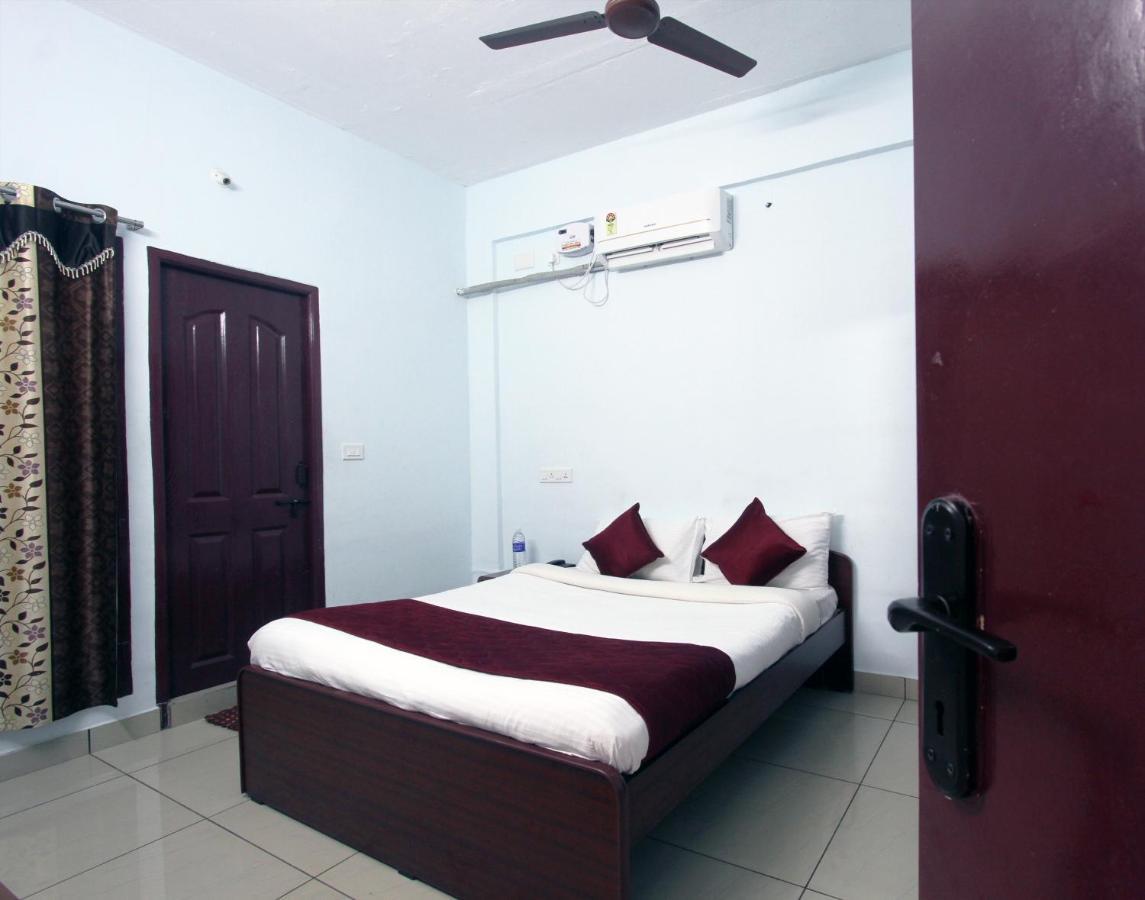 Lakshana Service Apartment - Big Temple タンジャーヴール エクステリア 写真