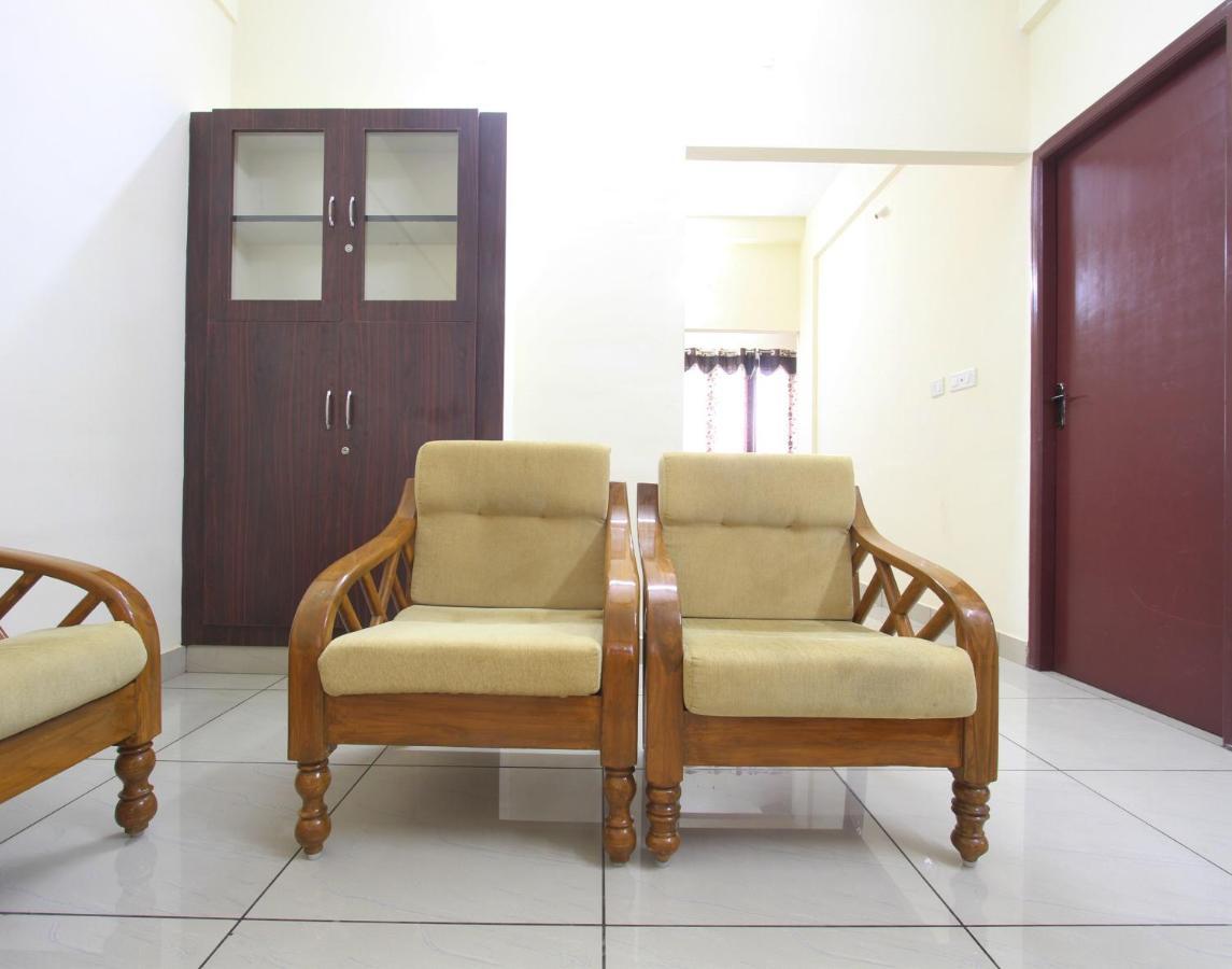 Lakshana Service Apartment - Big Temple タンジャーヴール エクステリア 写真