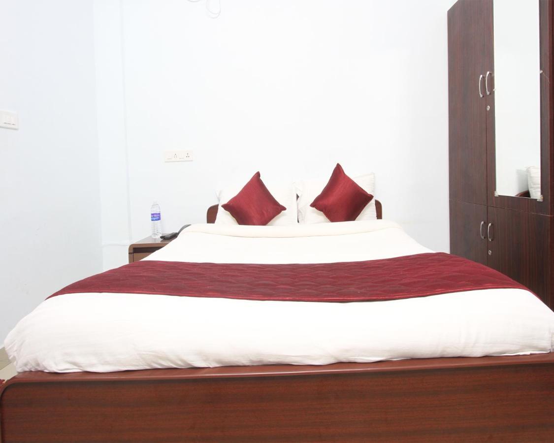 Lakshana Service Apartment - Big Temple タンジャーヴール エクステリア 写真